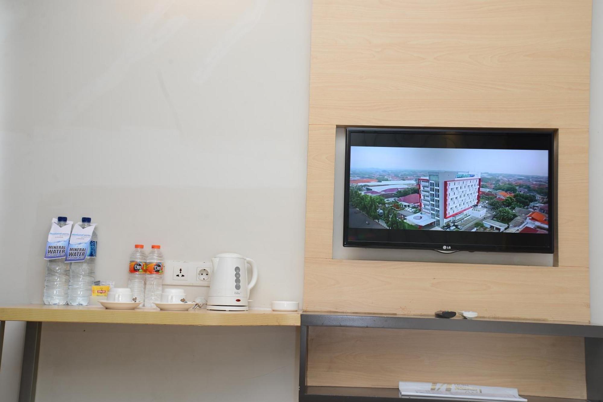 Metland Hotel Cirebon Eksteriør bilde
