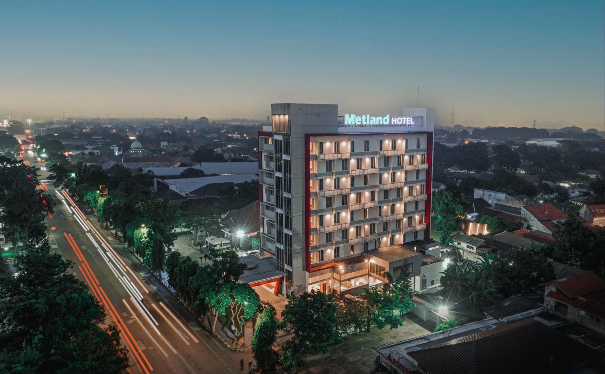 Metland Hotel Cirebon Eksteriør bilde